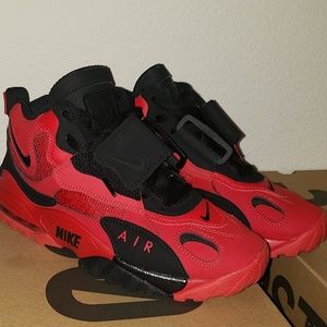 Nike speed turf  black/Red